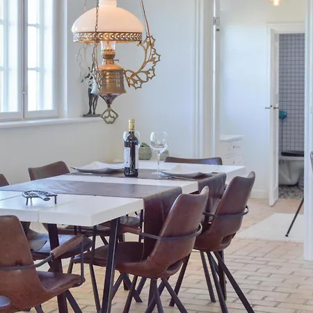 Ferienhaus Amazing In With House Sea View